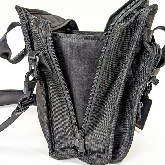 TUMI Extendable Rip-Stop Tactical Travel Laptop Briefcase - Picture 9 of 16